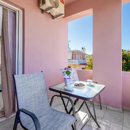 Nikos Apartments Agia Marina  Ngoại thất bức ảnh