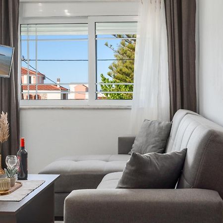 Nikos Apartments Agia Marina  Ngoại thất bức ảnh