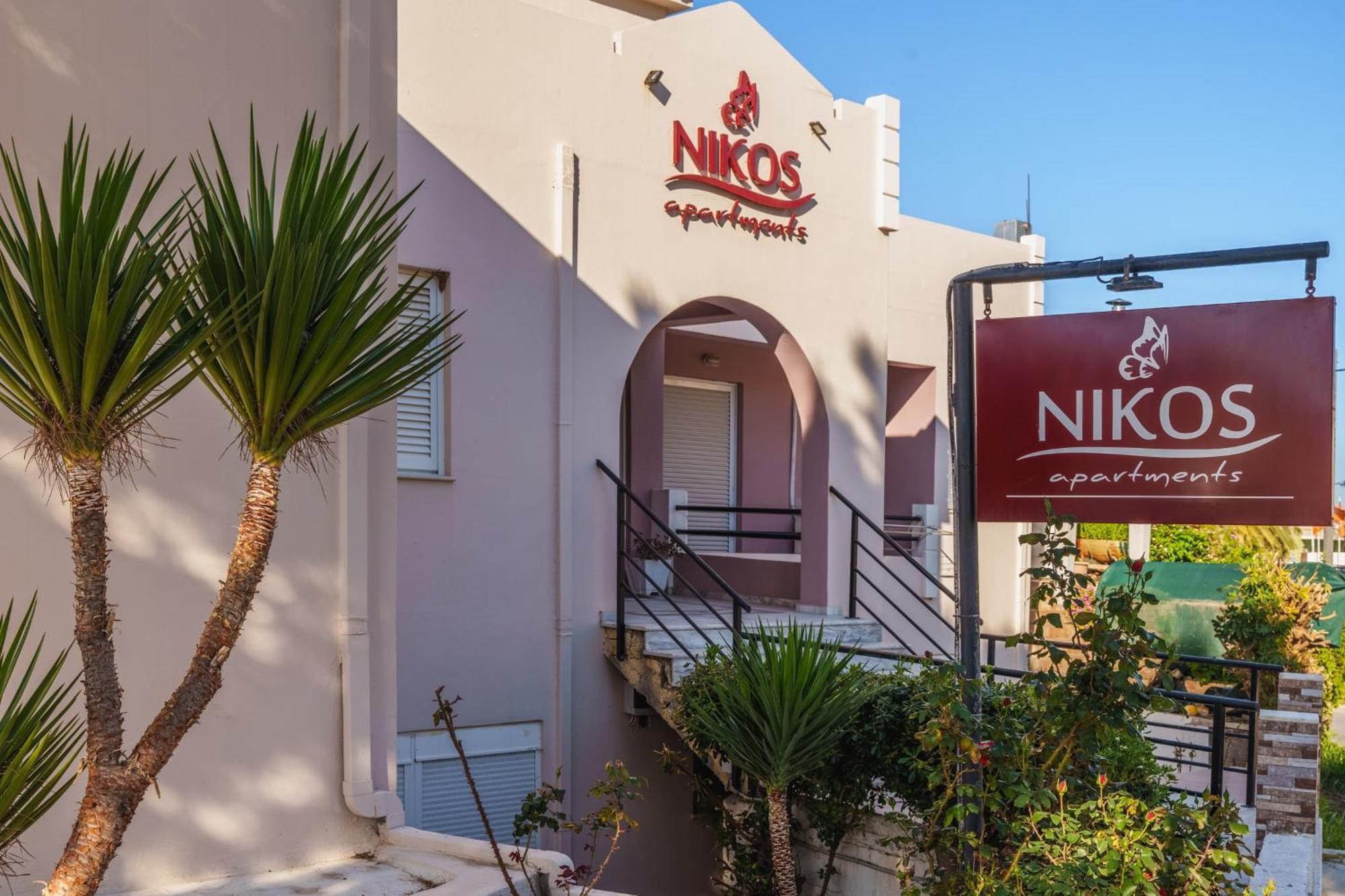 Nikos Apartments Agia Marina  Ngoại thất bức ảnh