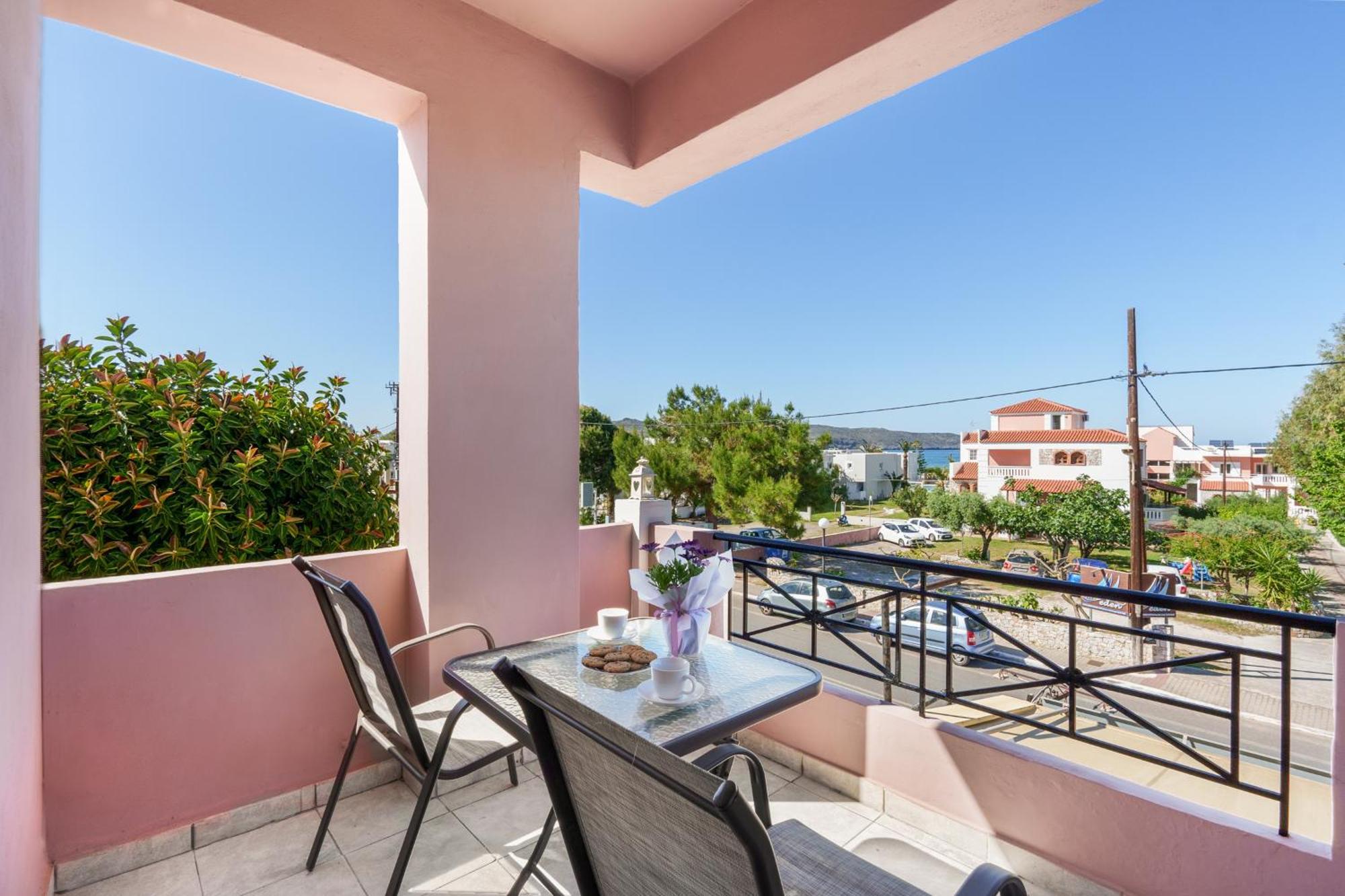 Nikos Apartments Agia Marina  Ngoại thất bức ảnh