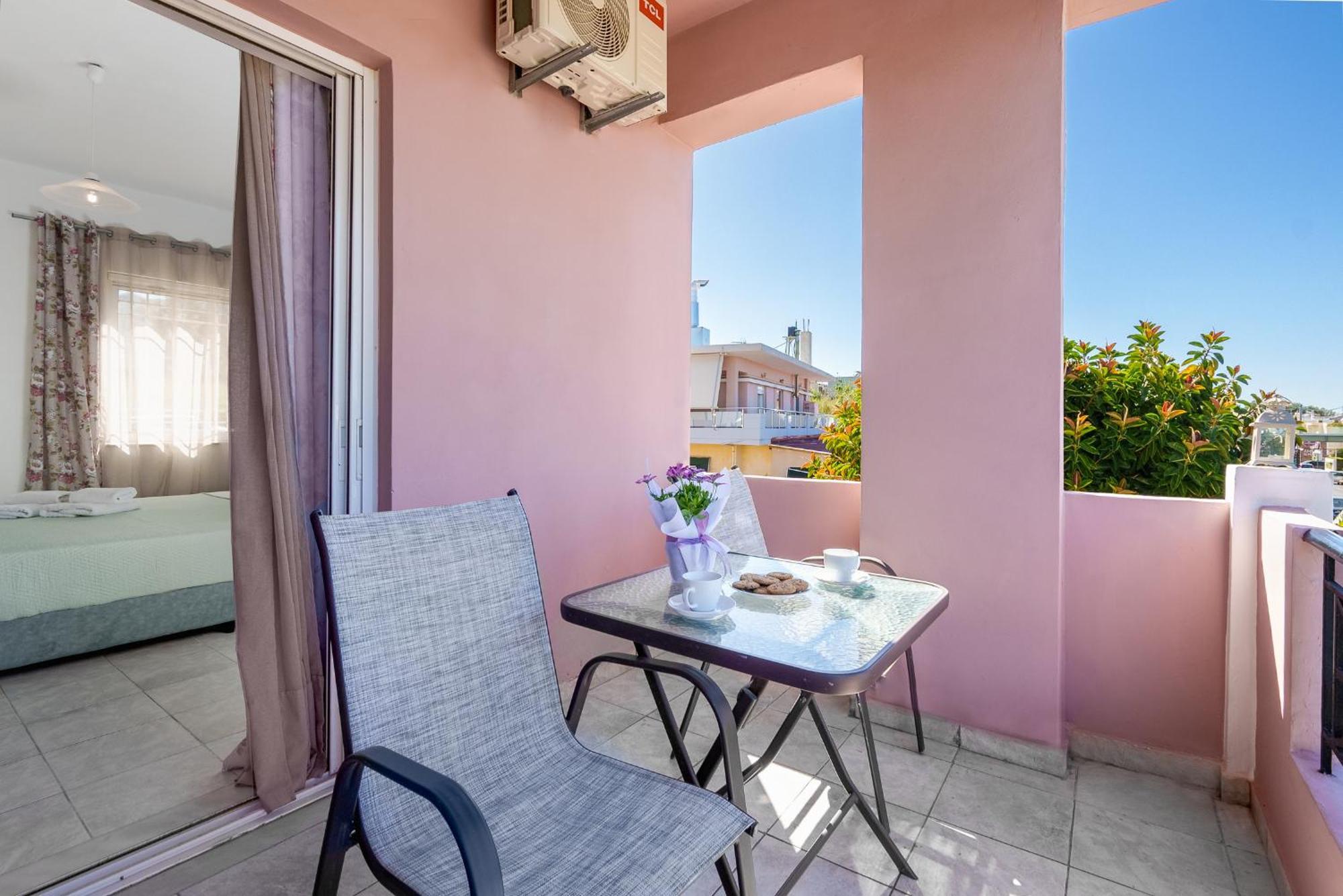 Nikos Apartments Agia Marina  Ngoại thất bức ảnh
