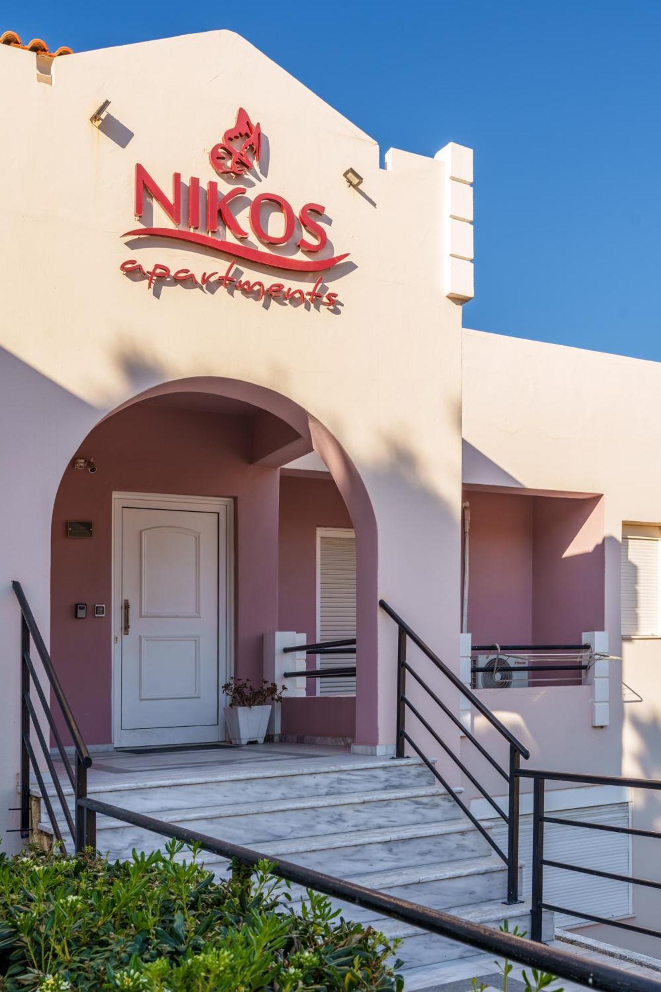 Nikos Apartments Agia Marina  Ngoại thất bức ảnh