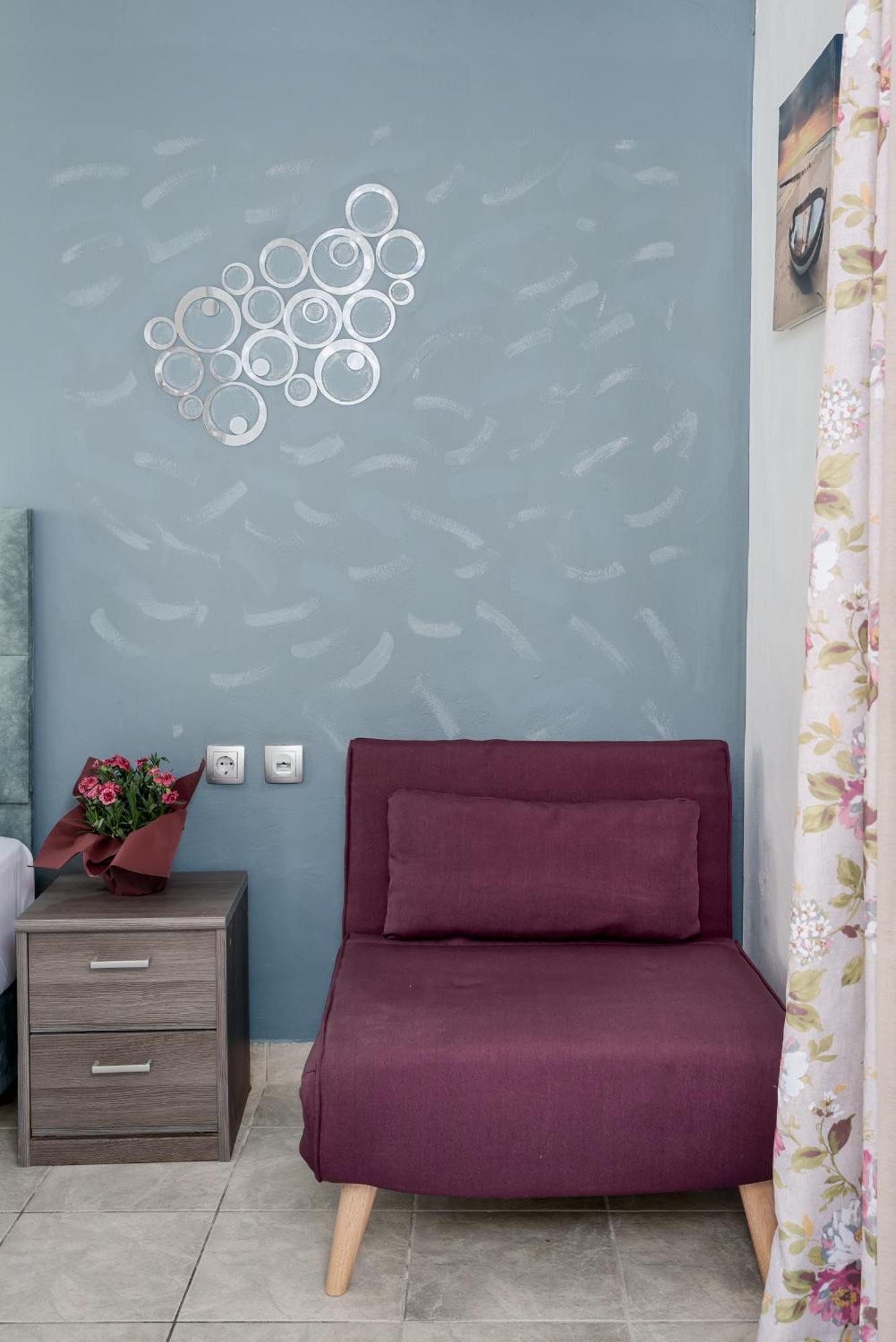Nikos Apartments Agia Marina  Ngoại thất bức ảnh