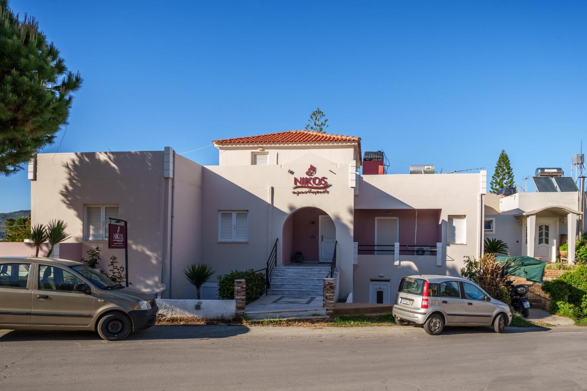 Nikos Apartments Agia Marina  Ngoại thất bức ảnh