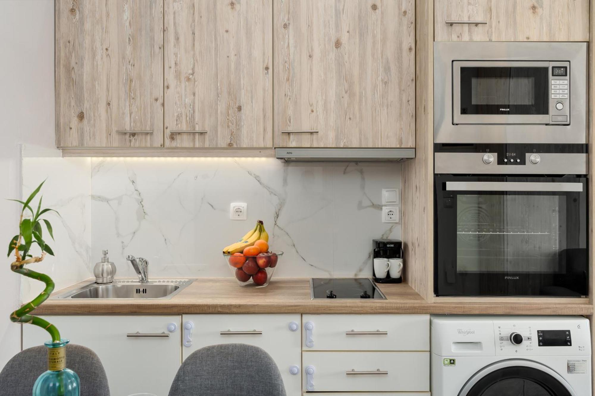 Nikos Apartments Agia Marina  Ngoại thất bức ảnh