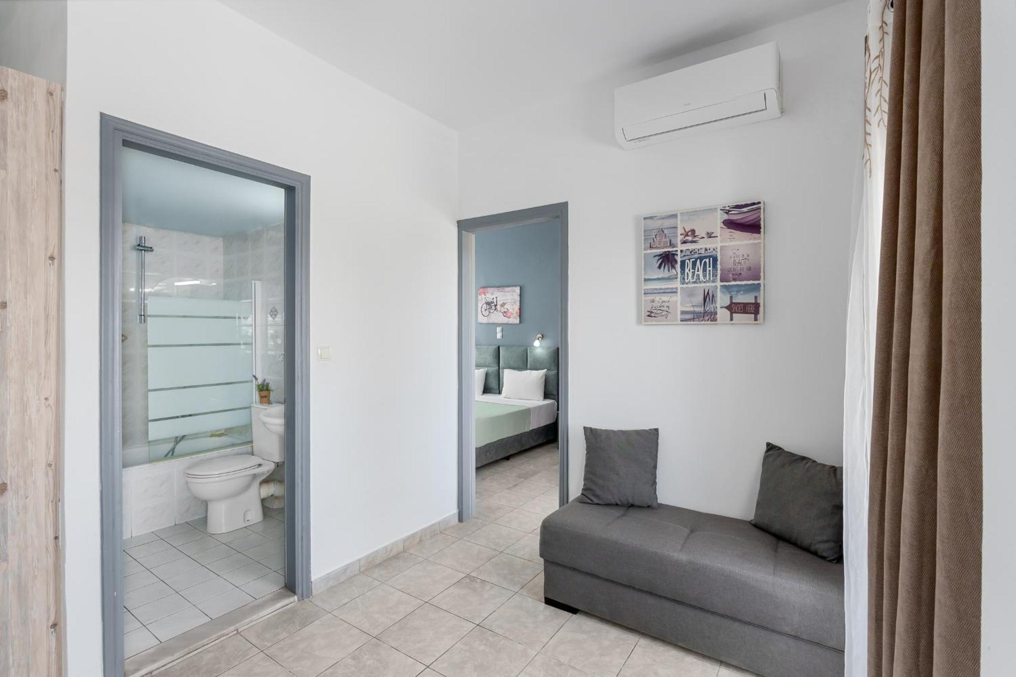 Nikos Apartments Agia Marina  Ngoại thất bức ảnh