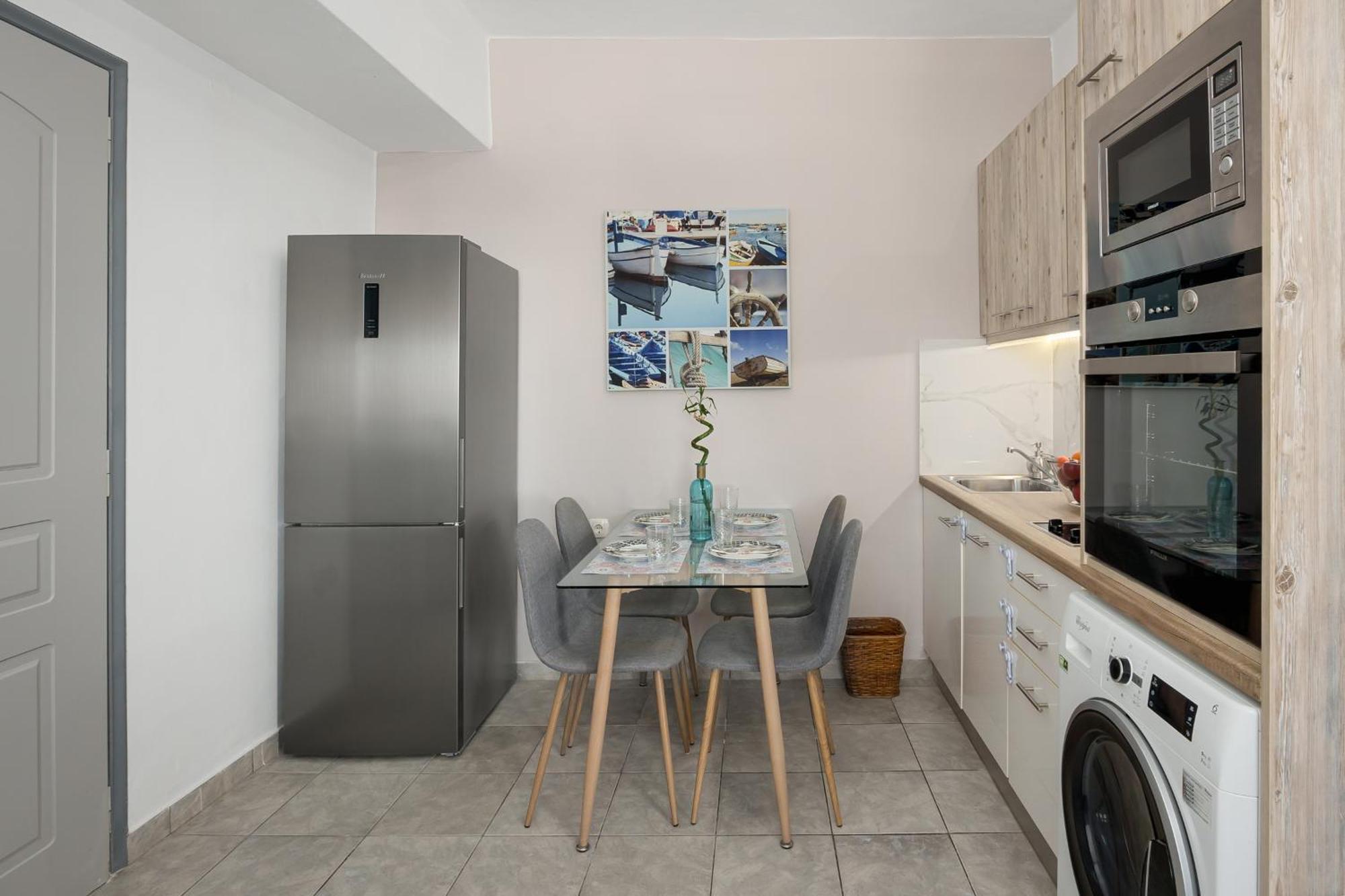 Nikos Apartments Agia Marina  Ngoại thất bức ảnh